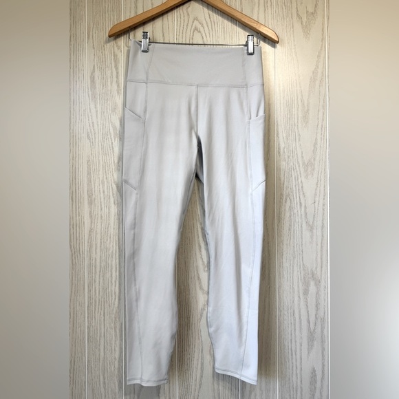 Fabletics Oasis PureLuxe High-Waisted 7/8 Legging Mineral Grey Size M NWT - Picture 6 of 8